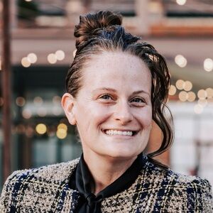 Meet your Posher, Taylor